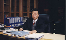 “做企业就像爬山”——访平博在线注册_平博（中国）董事长李建华